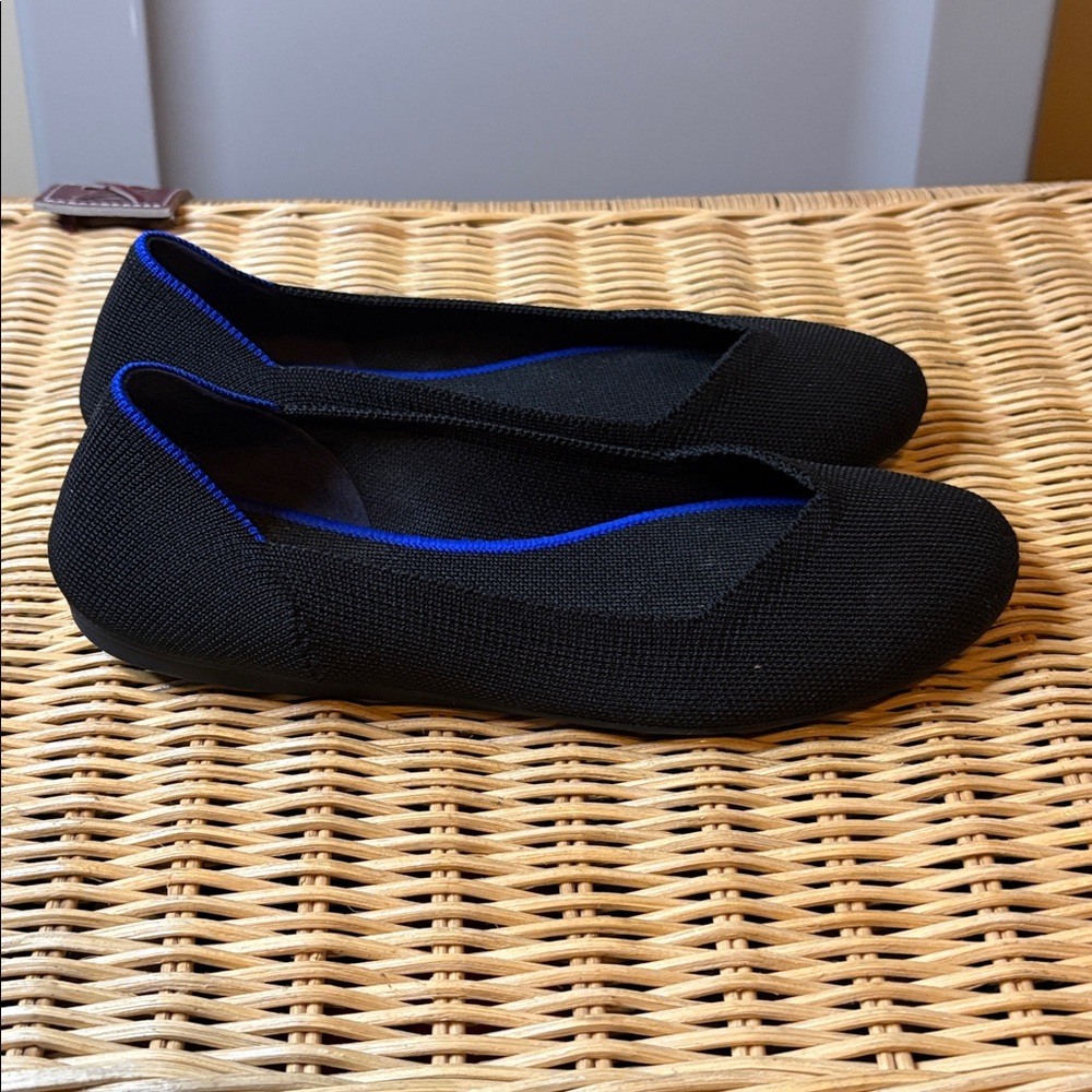 Rothy's Black Round Toe Flats Size 8 - Picture 2 of 6